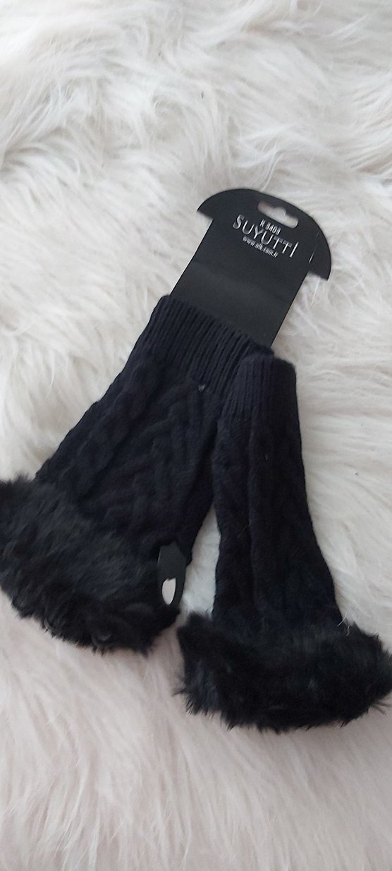 Beyaz Kürklü Bohem Kadın Eldiveni - Görsel 2