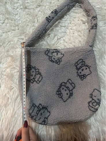Beden Hello kitty tasarım çanta
