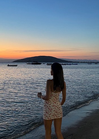 Çiçek desenli mini elbise - Görsel 5