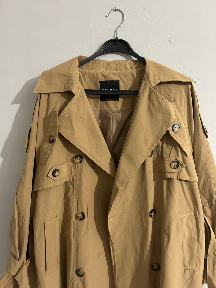 Kemerli Bej Kadın Trençkot - Görsel 4