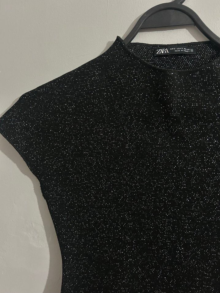 Siyah Simli Yüksek Yakalı Mini Elbise - Görsel 2