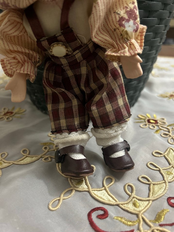 Kahverengi Porselen Bebek - Görsel 2