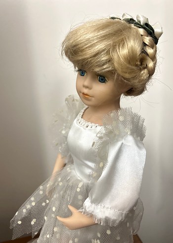 Beyaz Tül Elbiseli Porselen Bebek - Görsel 6