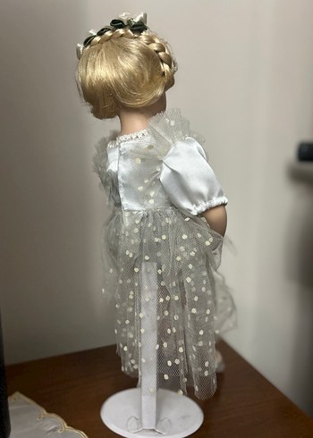 Beyaz Tül Elbiseli Porselen Bebek - Görsel 4