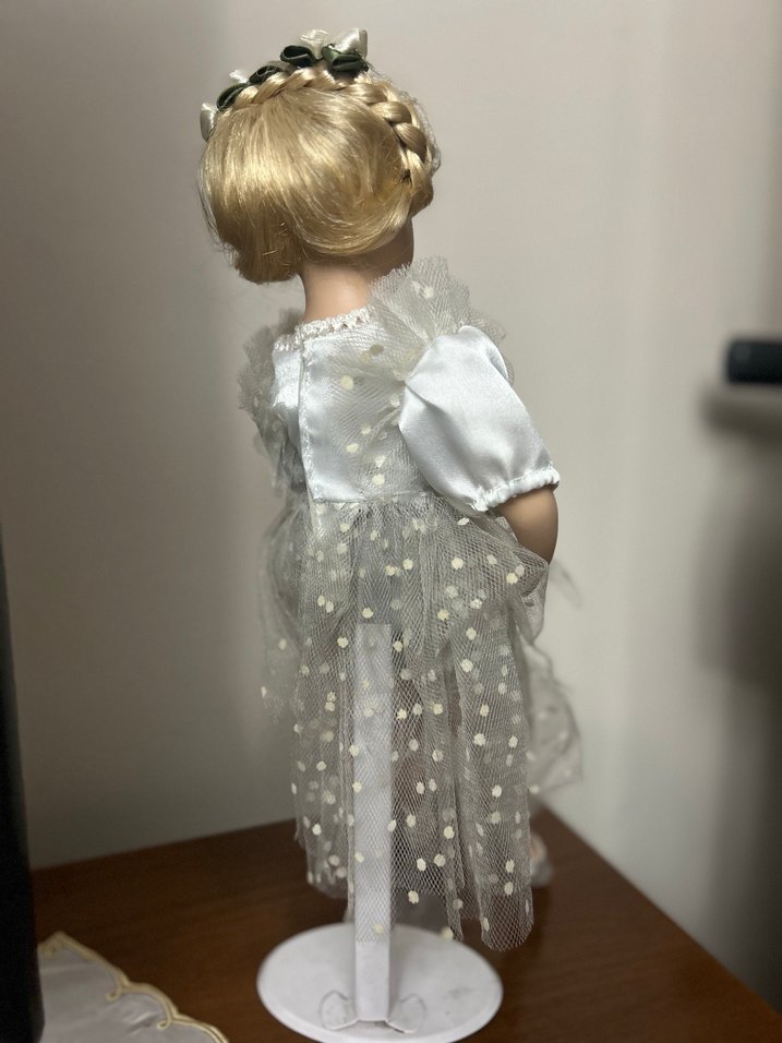 Beyaz Tül Elbiseli Porselen Bebek - Görsel 4