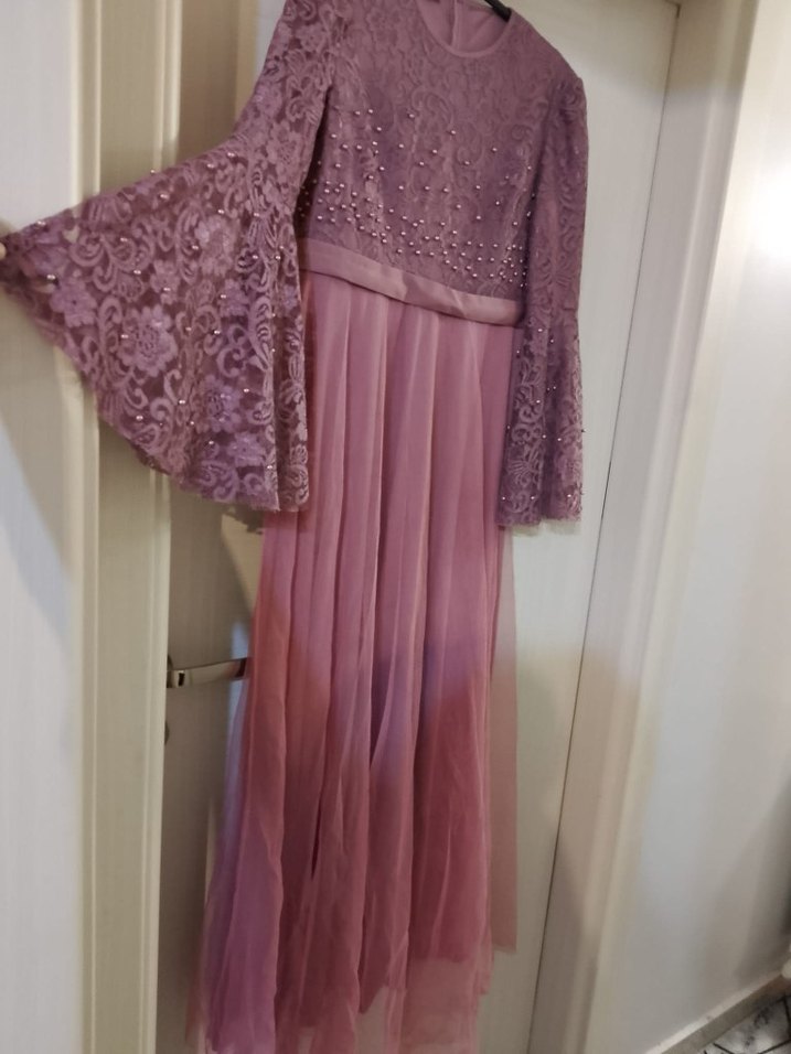 Dantel Detaylı Uzun Mor Abiye Elbise - Görsel 2