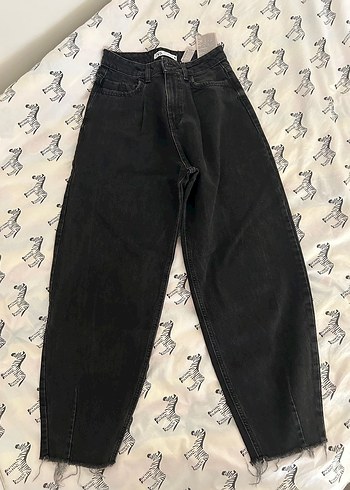Zara Balloon Fit jean Taşlanmış Model