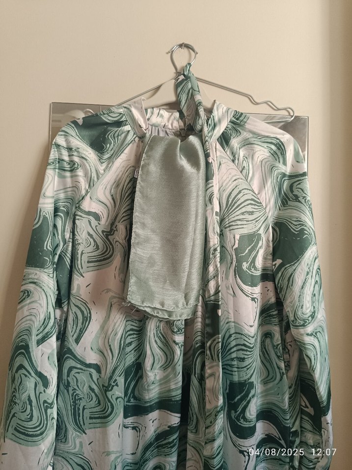 Uzun Kollu Yeşil Batik Desenli Bohem Elbise - Görsel 3