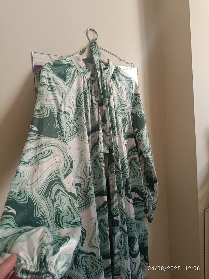 Uzun Kollu Yeşil Batik Desenli Bohem Elbise - Görsel 2