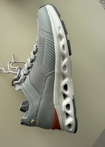 Gri Bağcıklı Kadın Spor Ayakkabı - Görsel 3