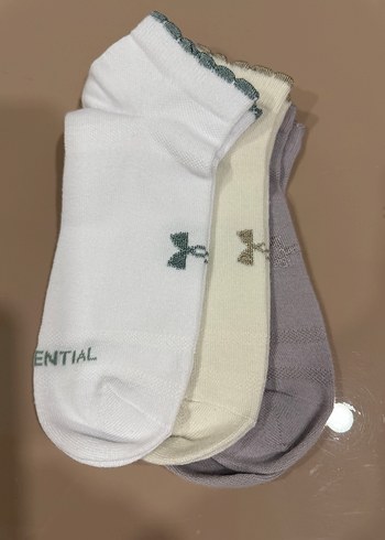 Under Armour Beyaz Kadın Spor Çorap - Görsel 2