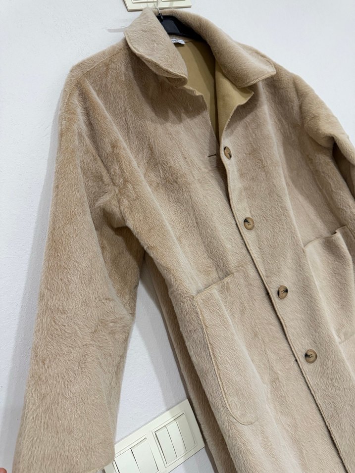 Bej Süet Kadın Uzun Düğmeli Kaban - Görsel 2