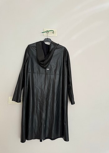 Siyah Deri Uzun Kadın Kaban - Görsel 3