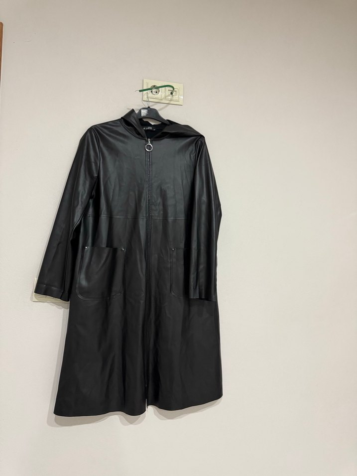 Siyah Deri Uzun Kadın Kaban - Görsel 4