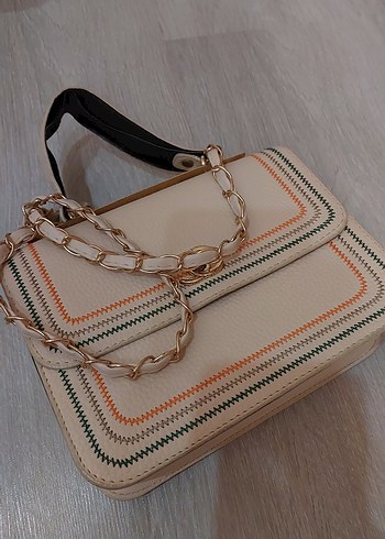 Chanel Bej Deri Zincir Detaylı Kadın Çanta