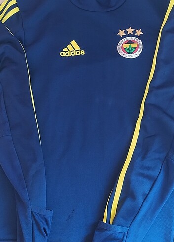 12-13 Yaş Beden FB adidas kışlık eşofman takimi 12 yaş civarına uygun olabilir