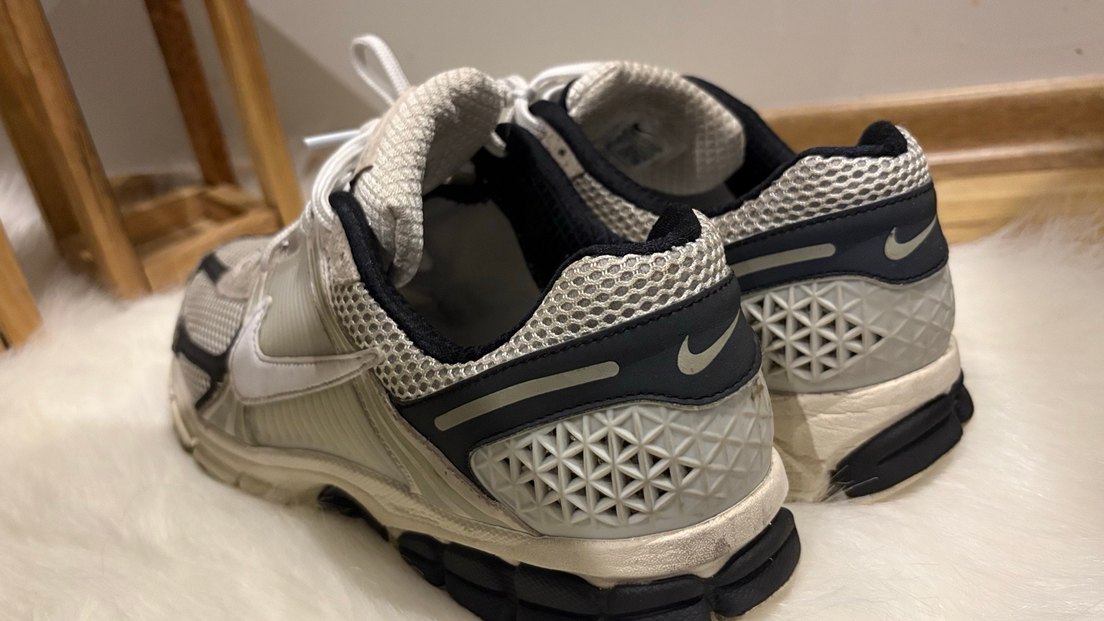 Erkek Beyaz Gri Bağcıklı Spor Ayakkabı 44,5 numara - Görsel 4