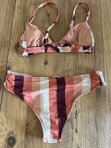 Penti Penti simli bikini