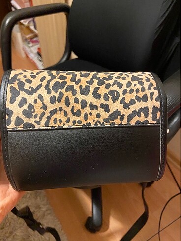  Beden siyah Renk H&M leopar çanta