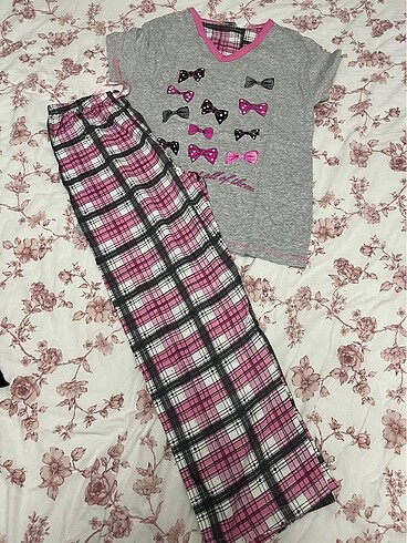 Pijama takımı