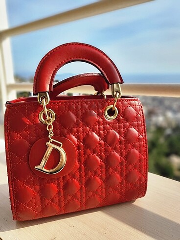 Dior Kırmızı Çanta