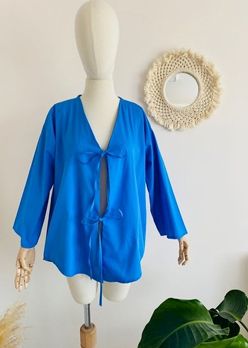 Mavi Mini V Yaka Düğmeli Kadın Kimono