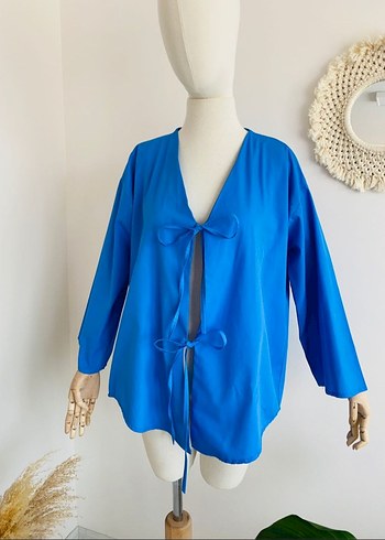 Trendyol & Milla Mavi Mini V Yaka Düğmeli Kadın Kimono