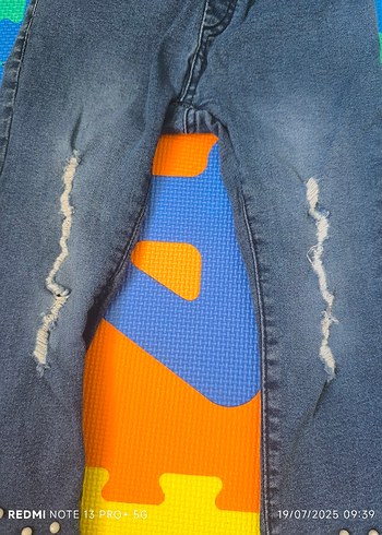 24-36 Ay Beden Kız Çocuk Renkli Batik Desenli Kot Pantolon