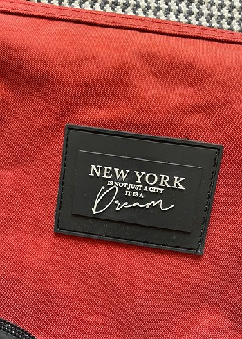 Fermuarlı Kadın Spor Çanta - Görsel 3