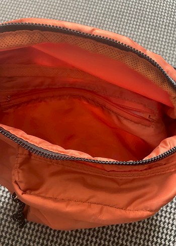 Kemerli Turuncu Çanta - Görsel 4