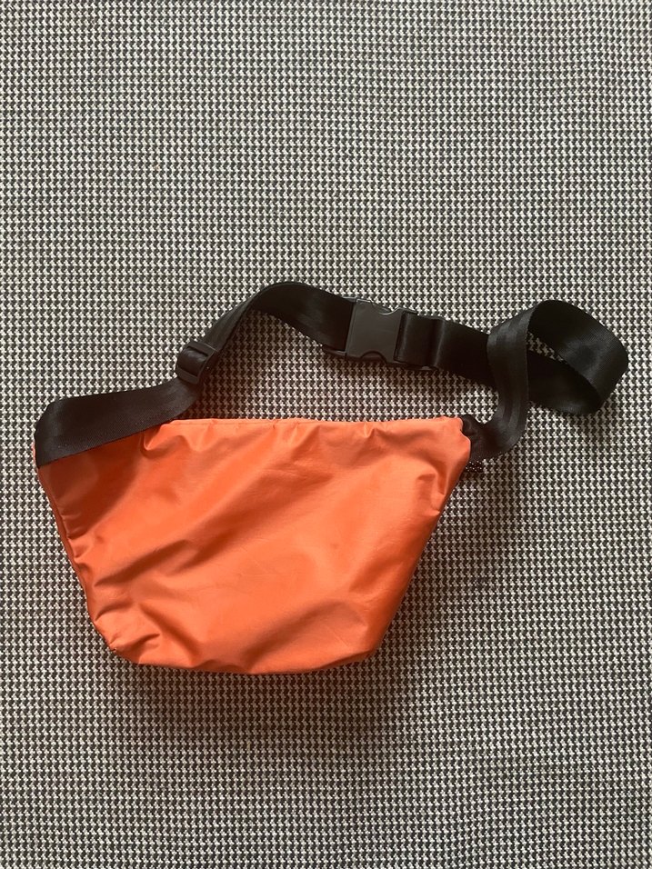 Kemerli Turuncu Çanta - Görsel 2