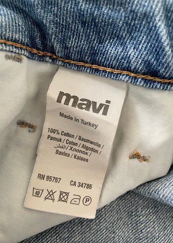 Düğmeli Mini Mavi Denim Şort - Görsel 5