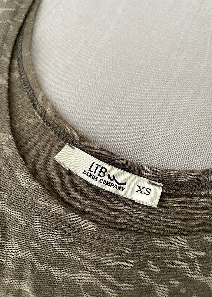 Kalın Askılı Bluz - Görsel 4