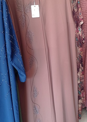 üç adet elbise - Görsel 7