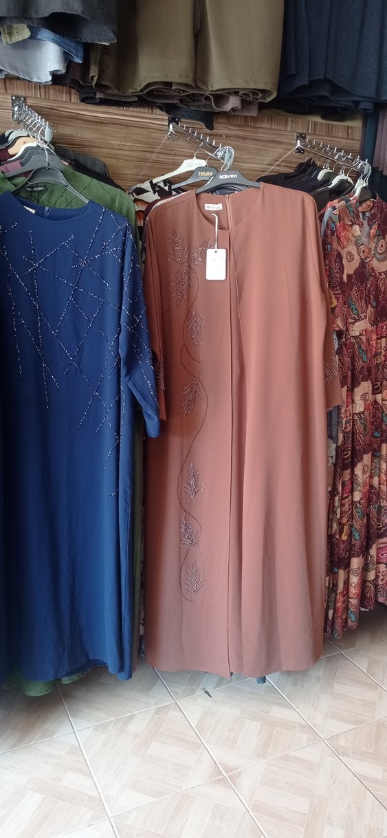 üç adet elbise - Görsel 3