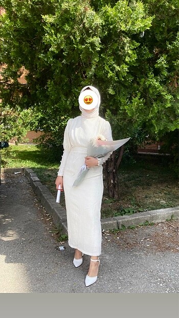Beyaz tesettür abiye elbise