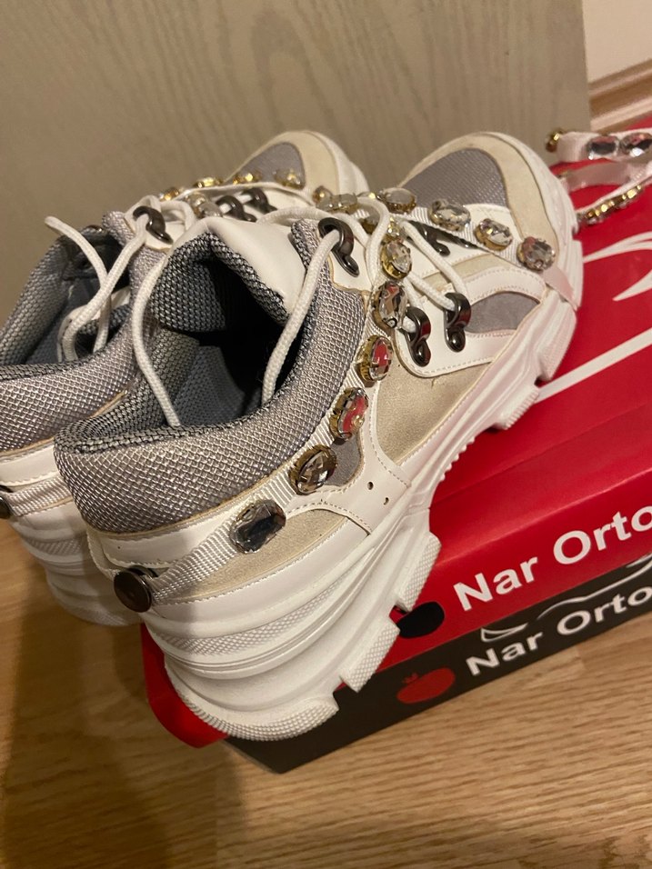 Taşlı Spor Ayakkabı - Görsel 4