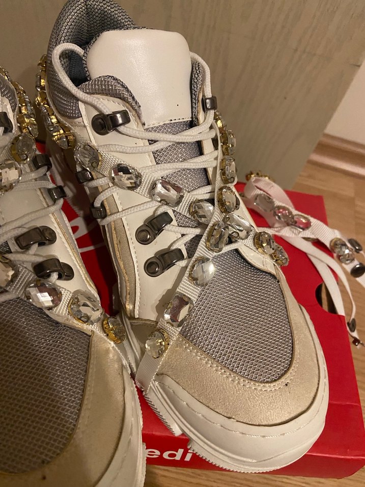 Taşlı Spor Ayakkabı - Görsel 2