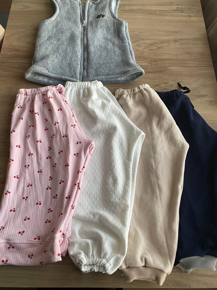 Eşofman ve yelek - Görsel 3