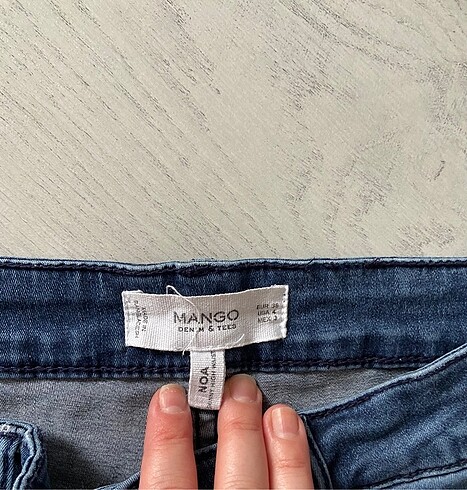 38 Beden Mango noa jean