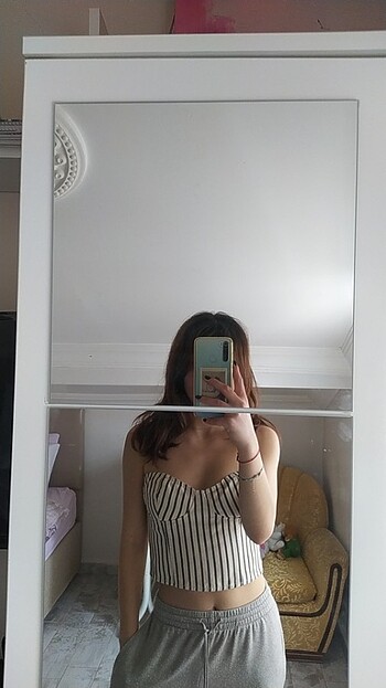 straplez kot crop