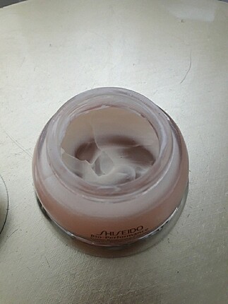  Beden Shiseido bio performance nemlendirici