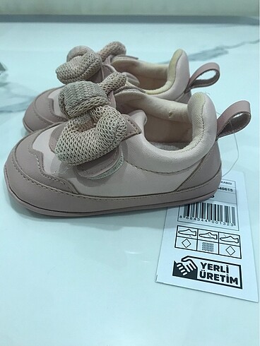 LC Waikiki Bebek ilk adım ayakkabısı
