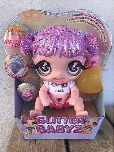 MGA's Glitter Babyz Bebek