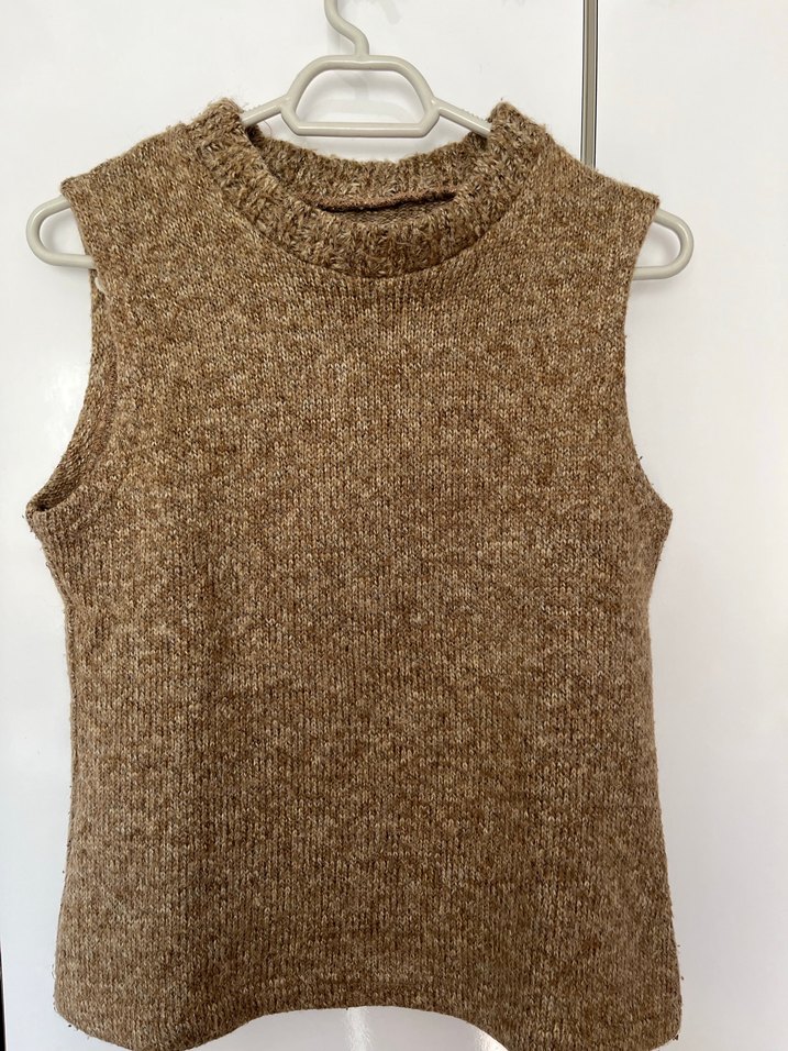 Bej Yüksek Yaka Kadın Süveter - Görsel 4