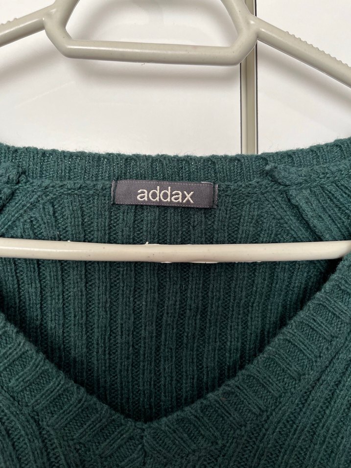 Yeşil V Yakalı Fitilli Triko Kazak - Görsel 3