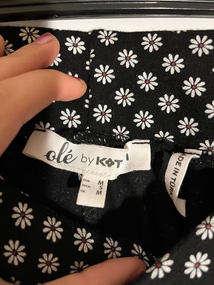 Cicekli Pilili Mini Etek - Görsel 3