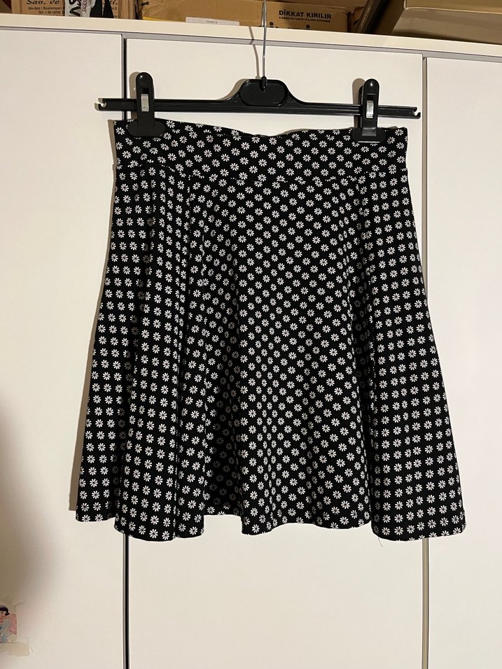 Cicekli Pilili Mini Etek - Görsel 2