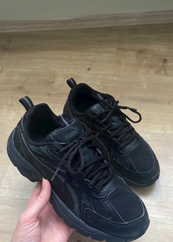 Siyah Bağcıklı unisex spor ayakkabı