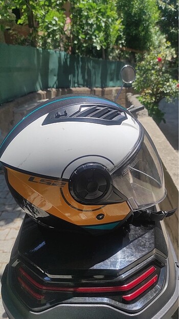 Motosiklet kaskı - Görsel 2